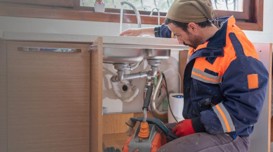Professional septic tank pumping in Clawson, MI